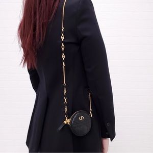 Brand new mini Dior caro round pouch !